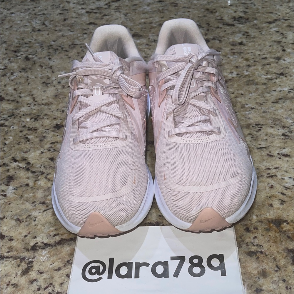 Nike Quest 05